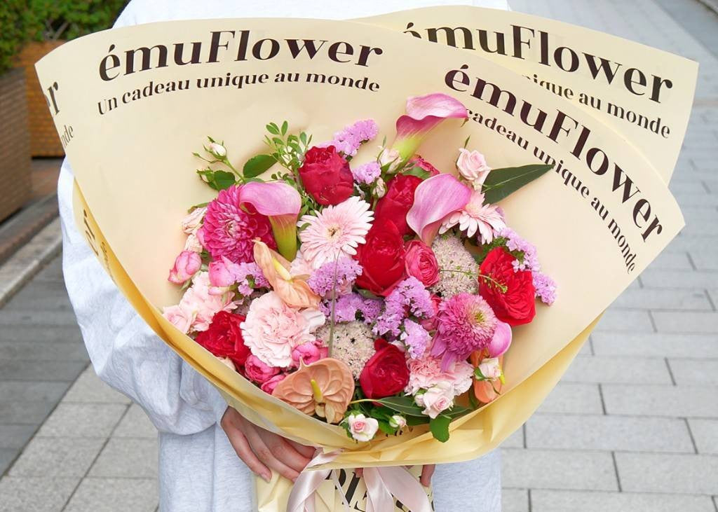 émuflowerで叶える、ピンクのブーケ