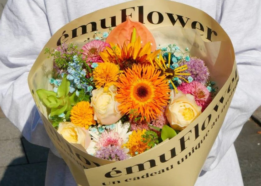 ému flowerのカラフルブーケ——日常に、色彩を