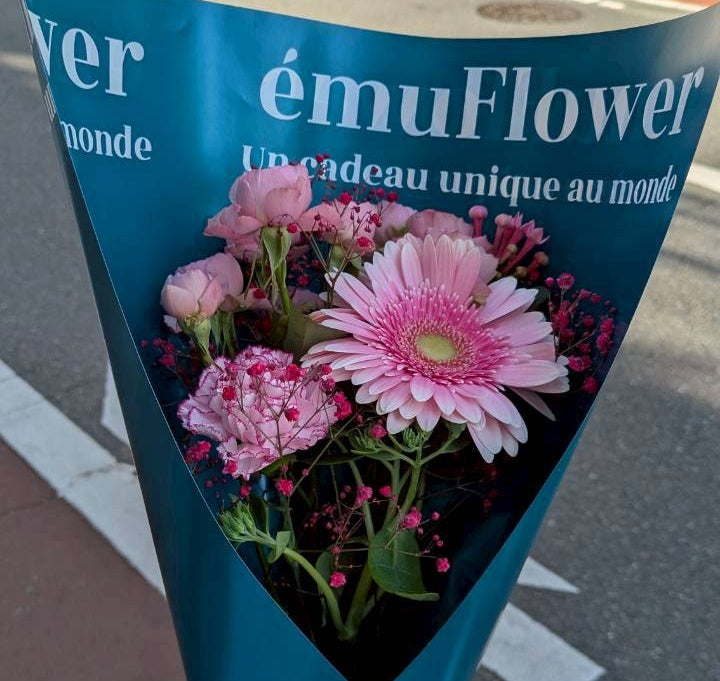 花贈りシーン紹介③お礼に添えて ― 感謝の気持ちを、花で包む