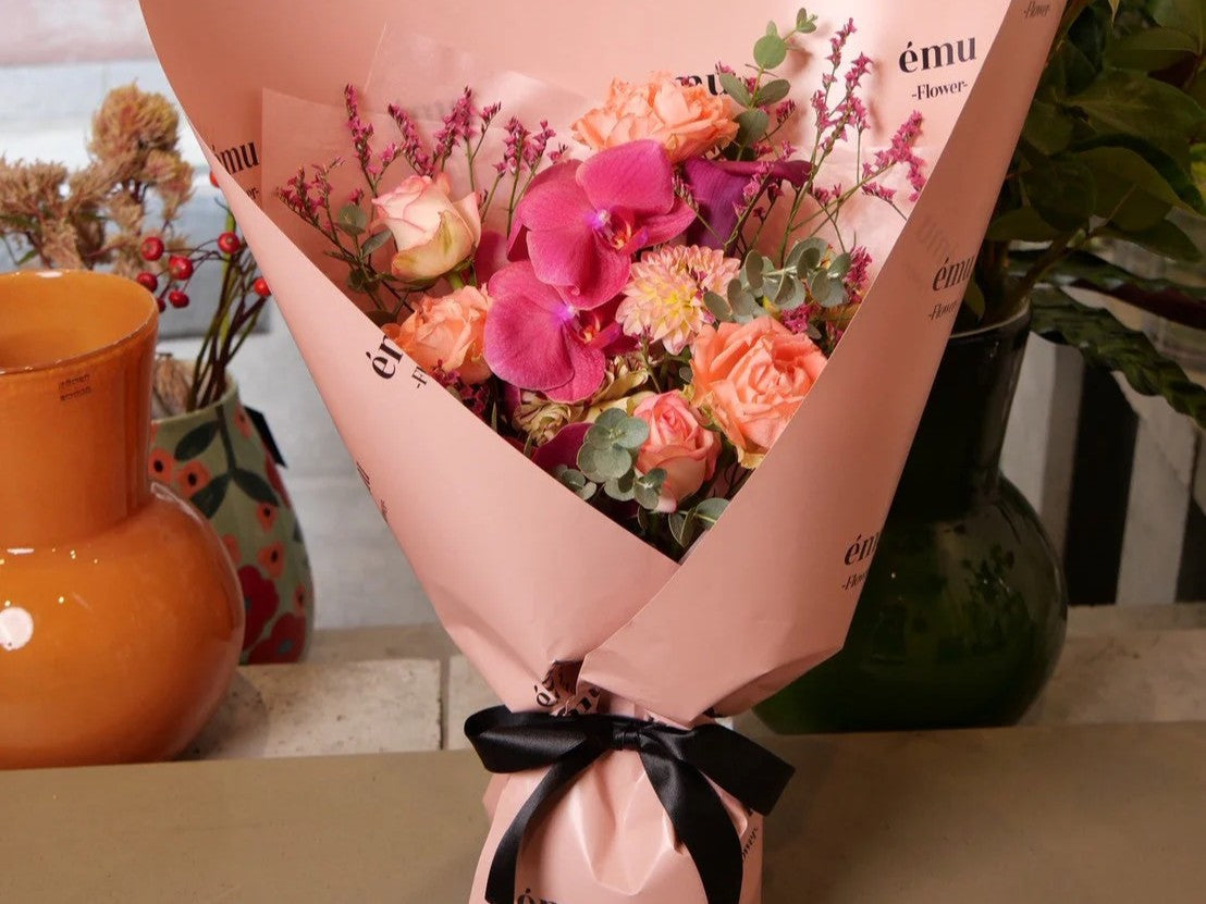 心を満たす、上質なひと束——émuFlowerのブーケ