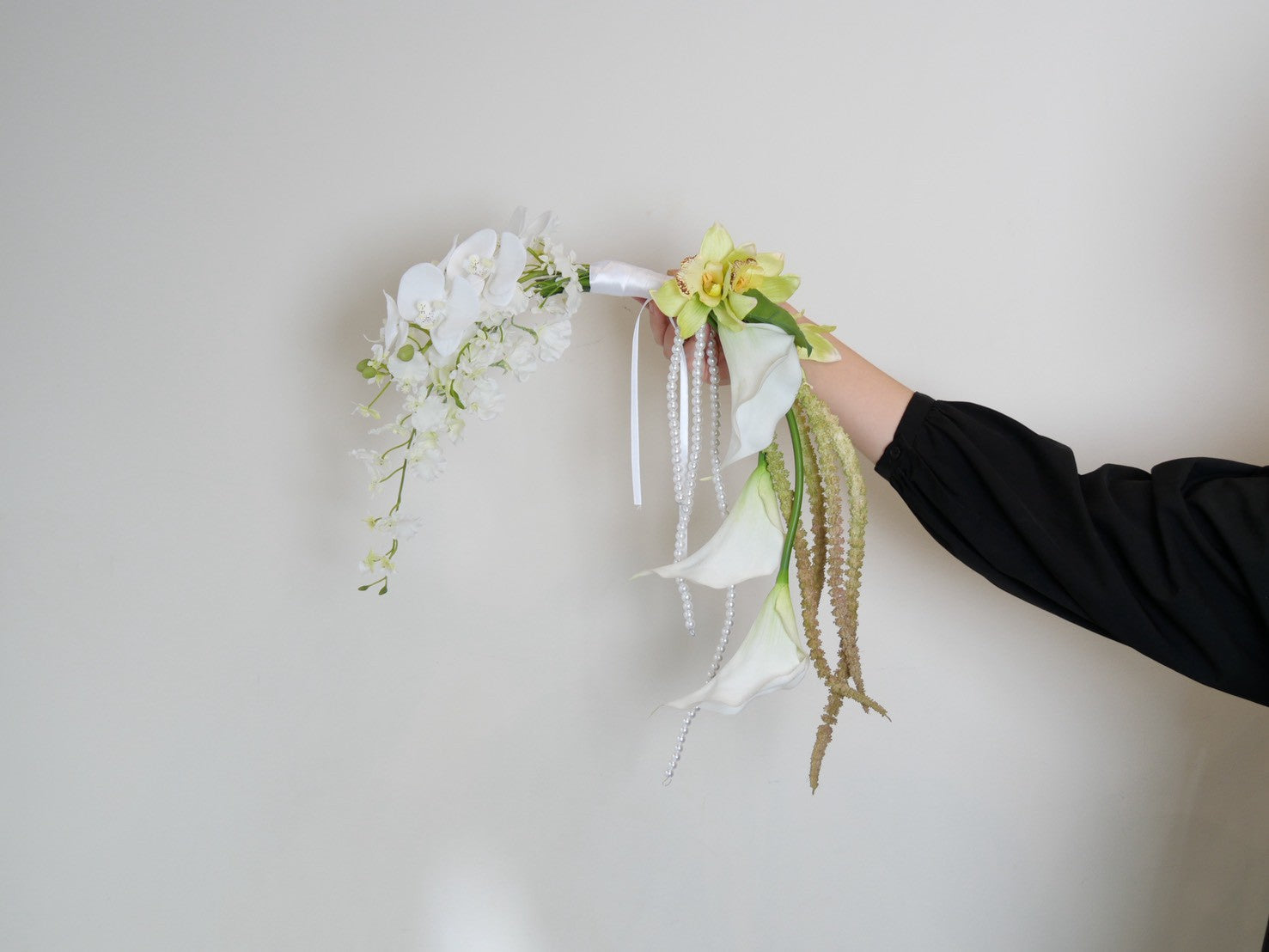 まるで夢を束ねたように。バレリーナブーケで特別な一日を