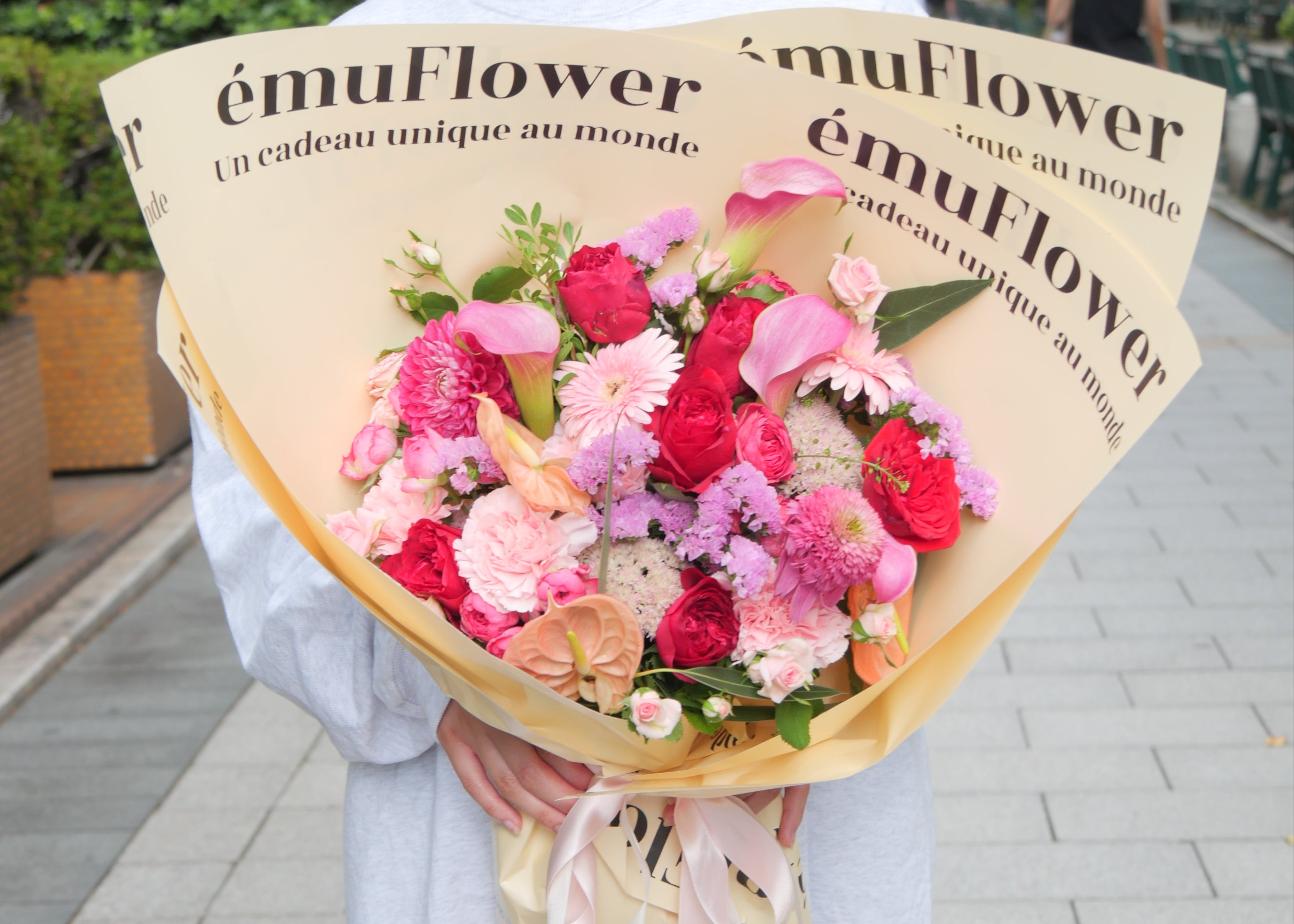 ピンクブーケ ZLサイズ 【花束】 | ému Flower (エミュフラワー)